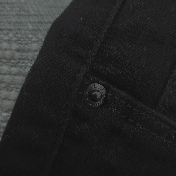 LEVIS Signature Mid Rise Bootcut Jeans - Picture 11 of 14